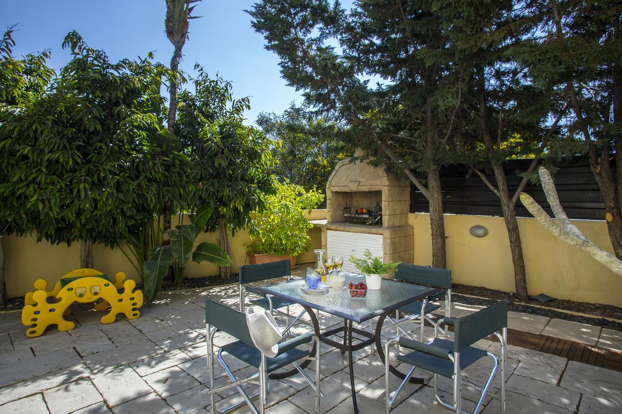 Ayia Napa Tropical Beach Villa Agia Napa Exterior foto