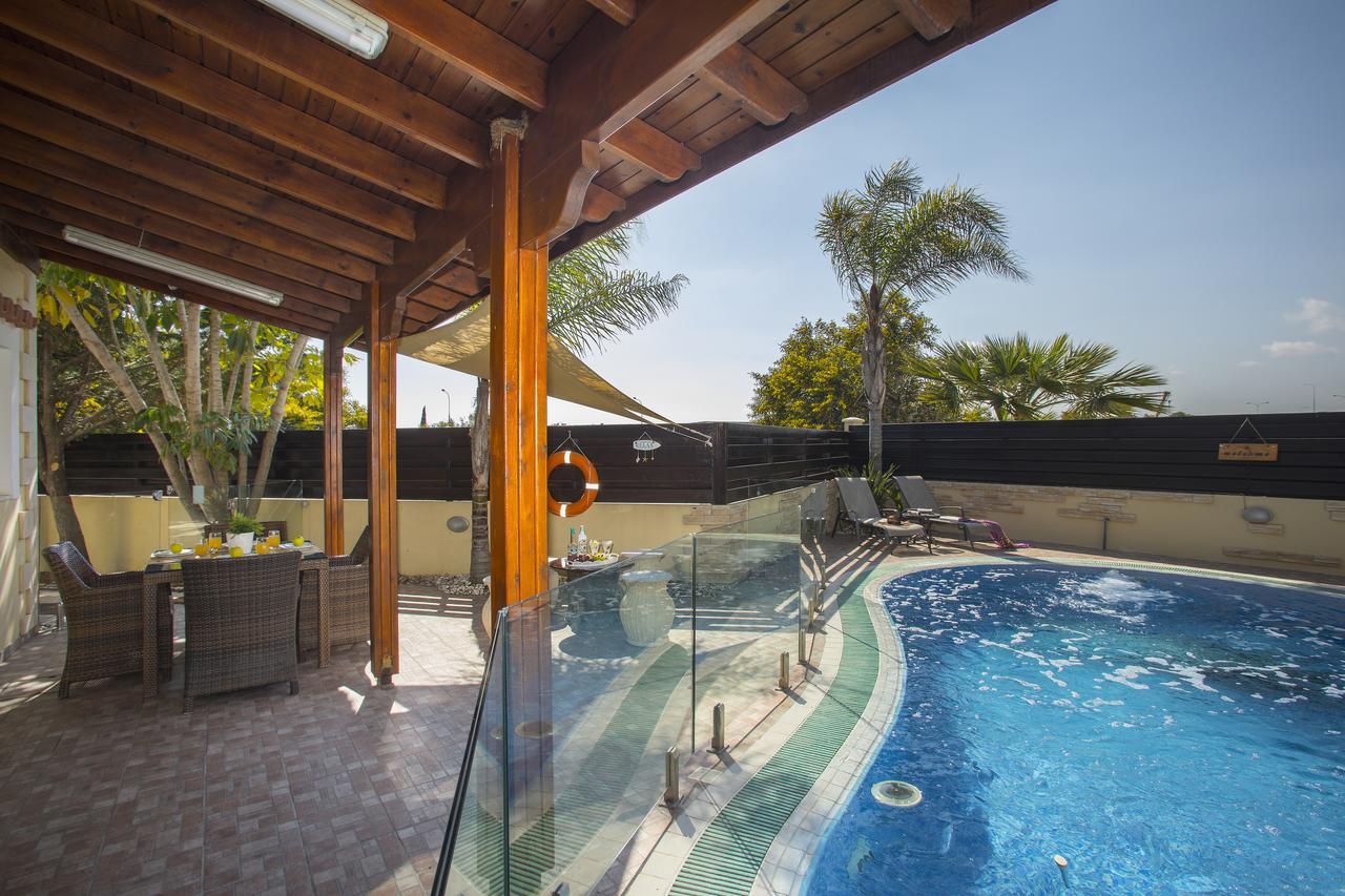 Ayia Napa Tropical Beach Villa Agia Napa Exterior foto